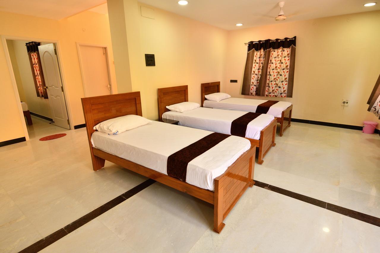 Sri Ranga Krupa Hotel Tiruchirappalli Luaran gambar