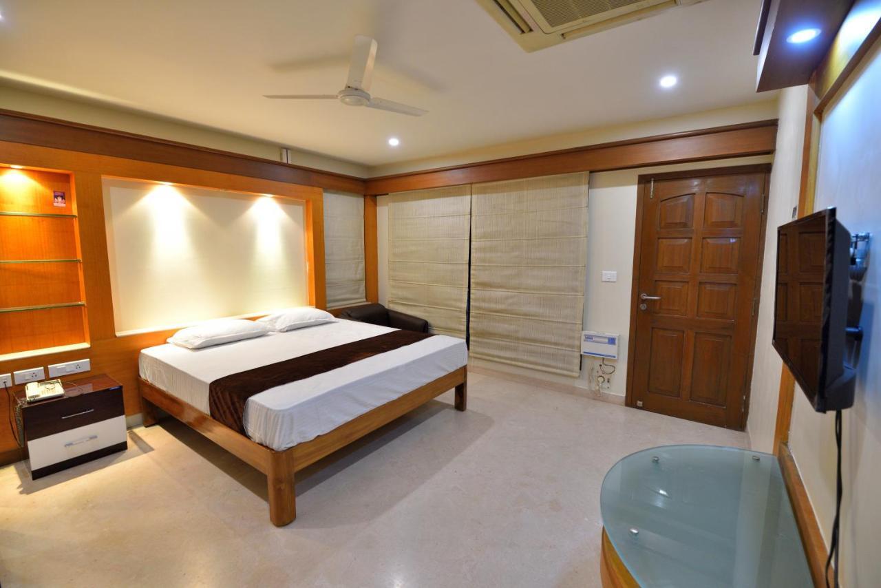 Sri Ranga Krupa Hotel Tiruchirappalli Luaran gambar